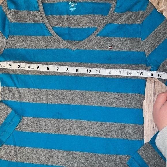 Tommy Hilfiger long sleeve‎ striped tee shirt, women’s size large - Picture 6 of 8